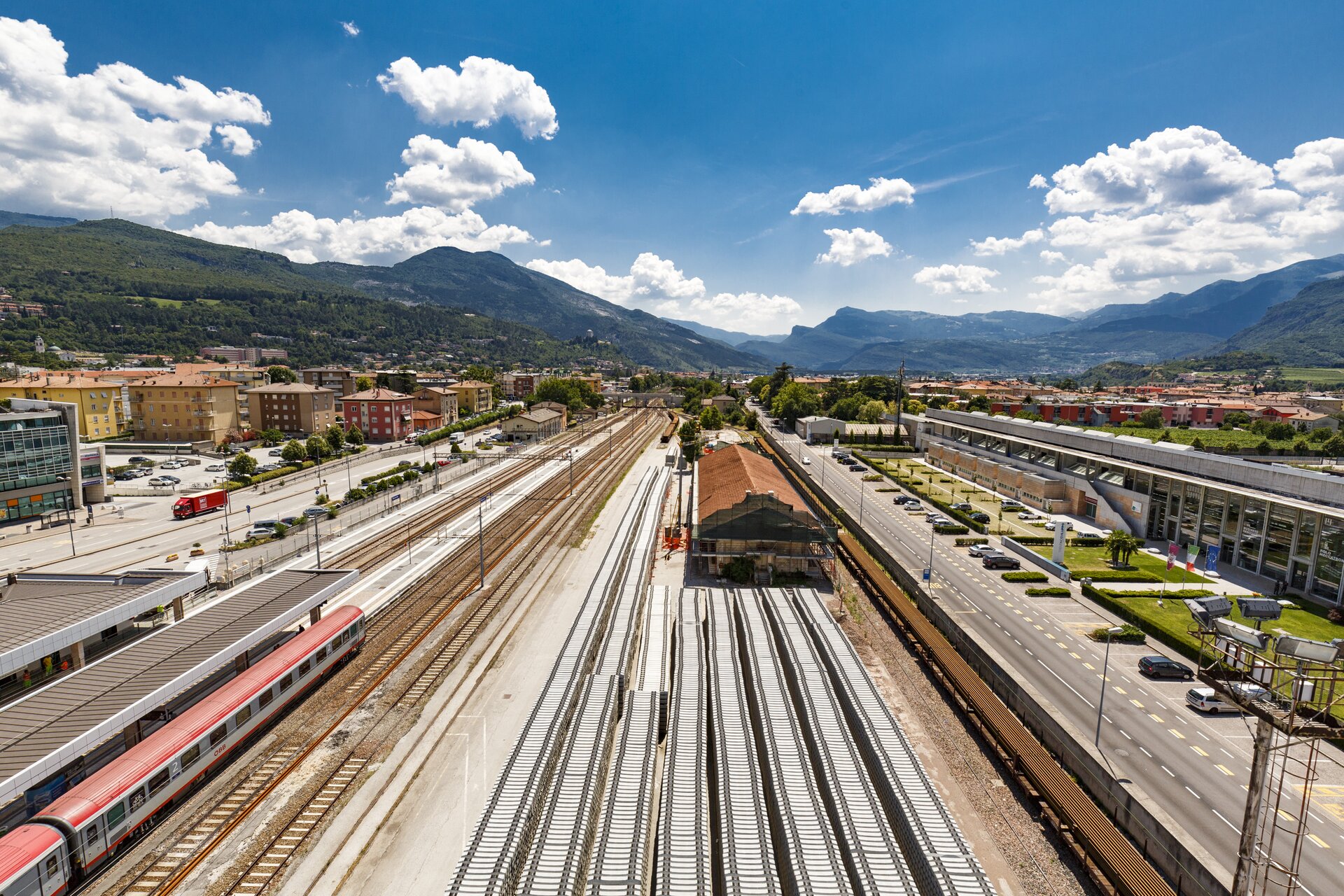 Tre mesi di trasporto pubblico a 20 euro: l’estate in Trentino si muove così