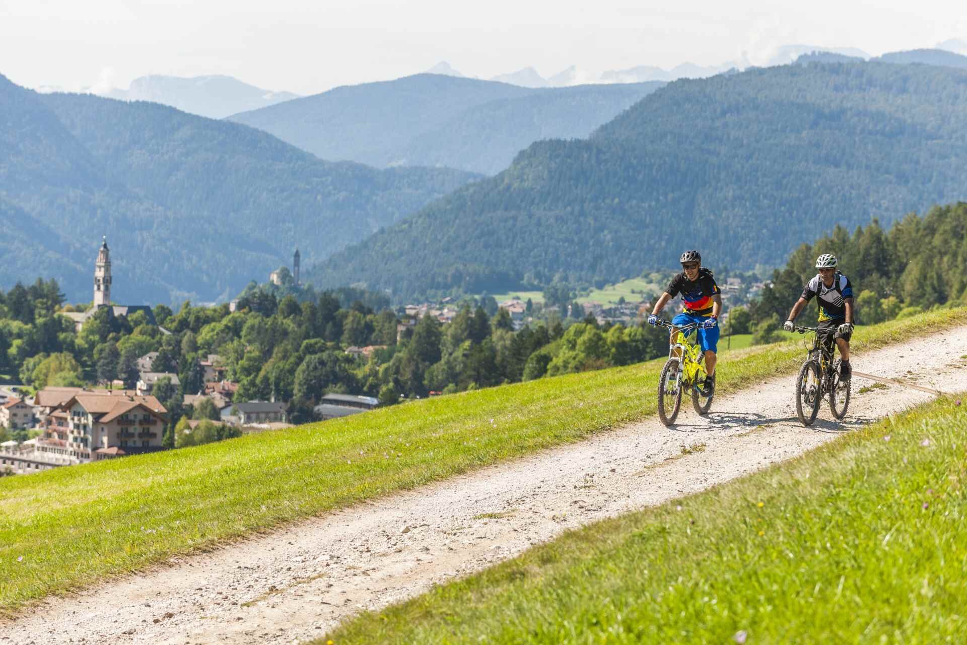 Valdifiemme Cavalese Ciclistiinmountainbikepressocavalese Ronnykiaulehn 26089